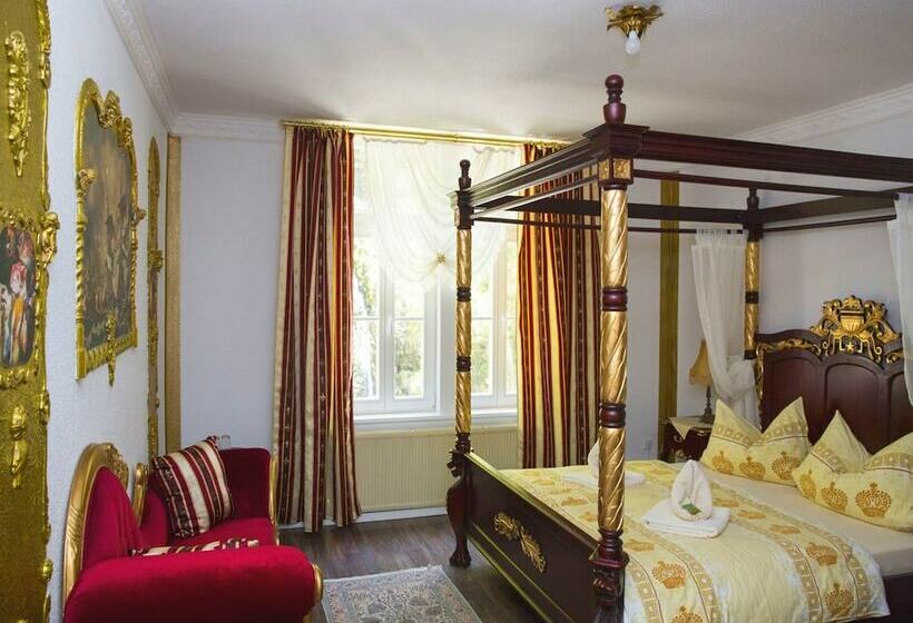 هتل Koenigreich Romkerhall