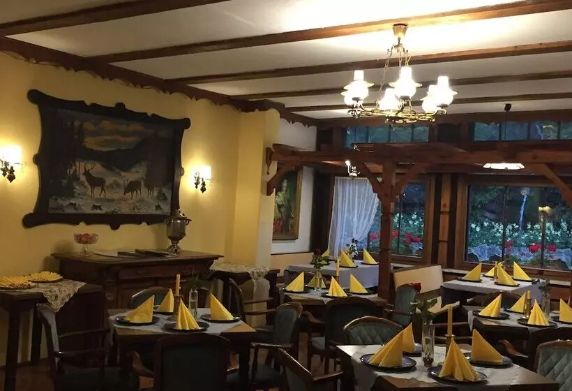 هتل Koenigreich Romkerhall