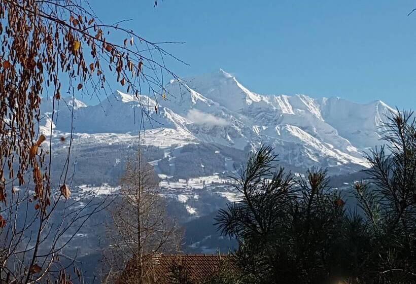 پانسیون Chalet Le Paradou