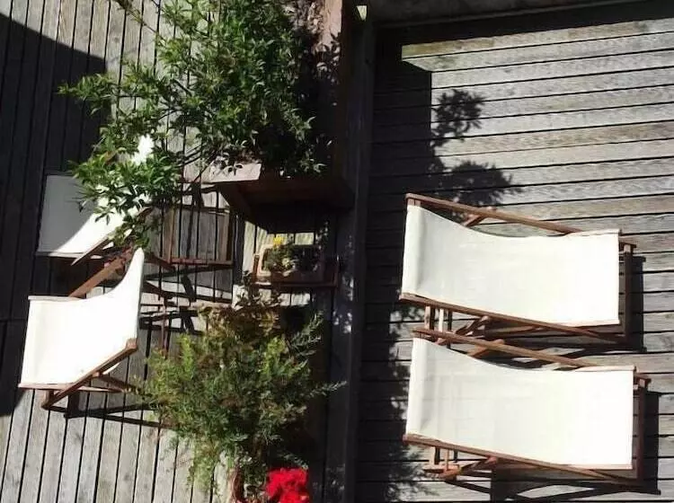 Majatalo Chalet Le Paradou