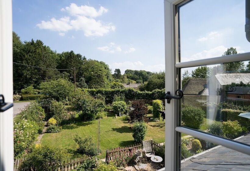 Stunning 2 Bed Cottage In Fordwells