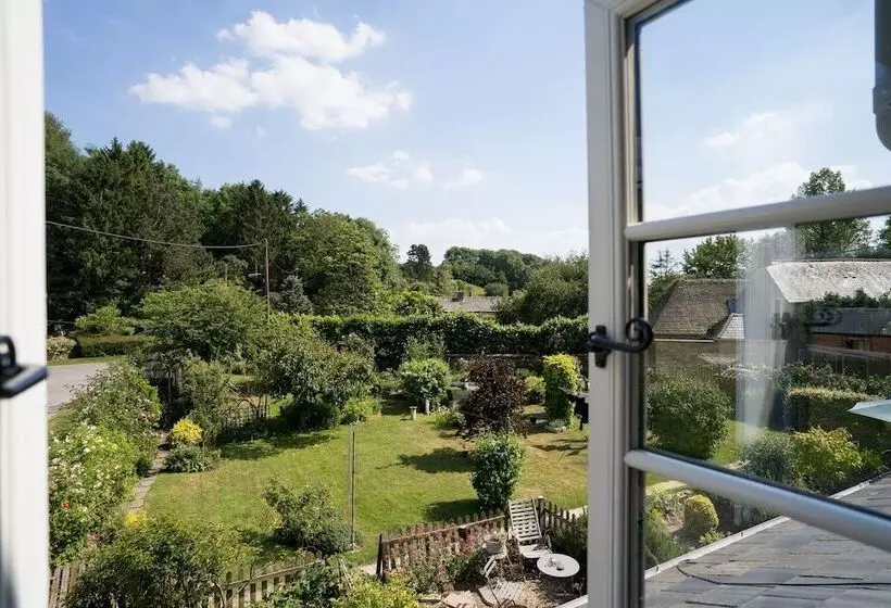 Stunning 2 Bed Cottage In Fordwells