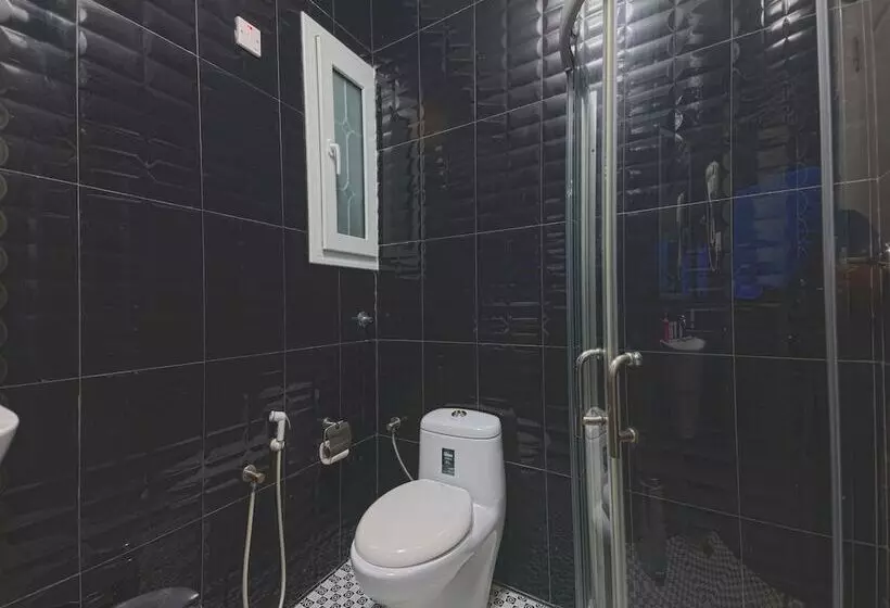 Palette Muscat Al Bayrahaa