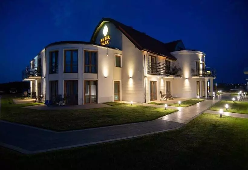 Hotelli Amber Park Spa