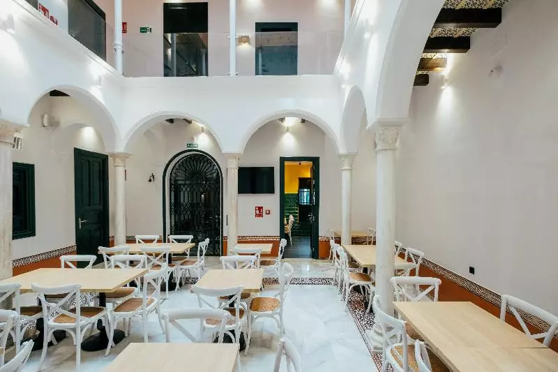 Hotelli Cetina Sevilla