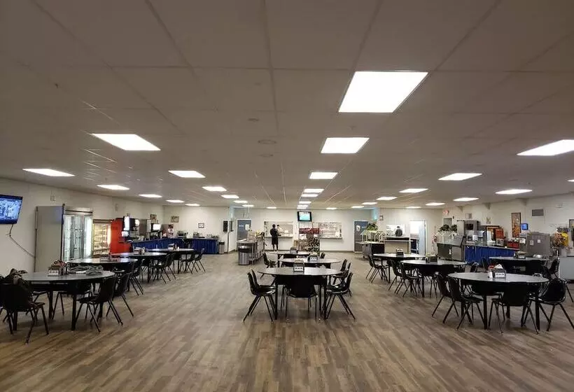 Hotelli Target Hospitality Watford City Lodge