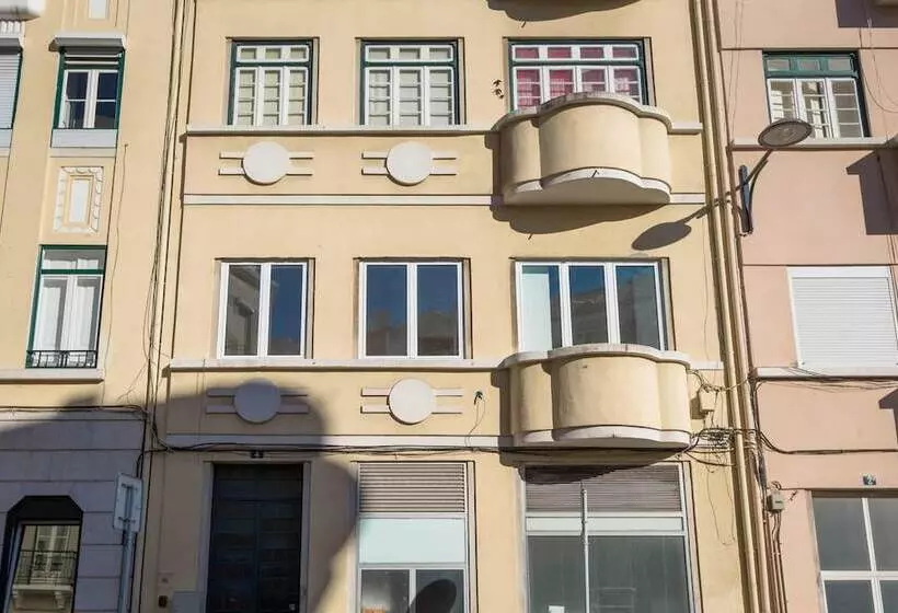 ペンション Feel At Home Lisboa