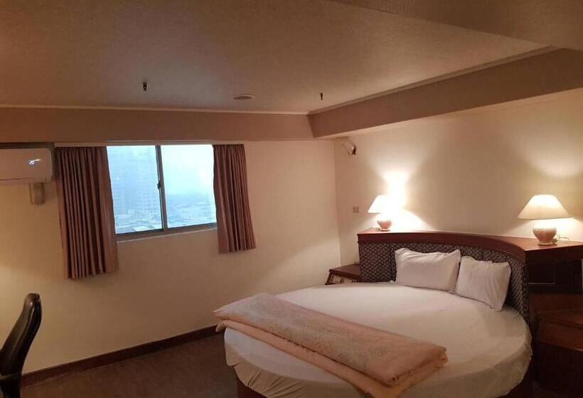 پانسیون Hsinchu World Trade Business Hall