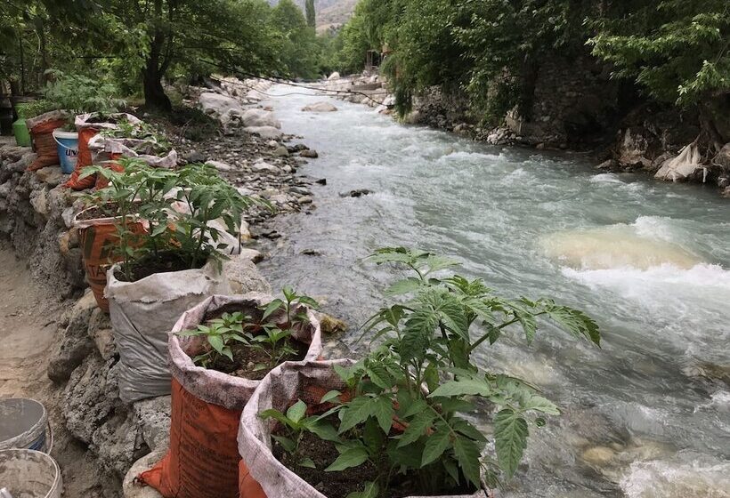 Rengarenk Otel & Restorant