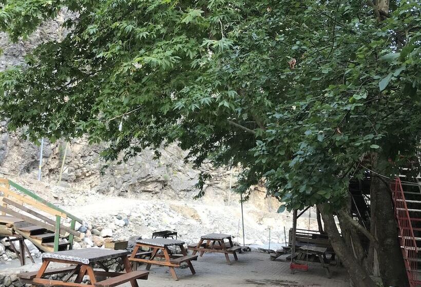 Rengarenk Otel & Restorant