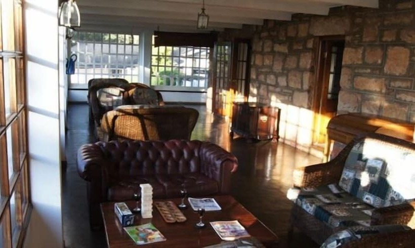 هتل Rhodes Nyanga