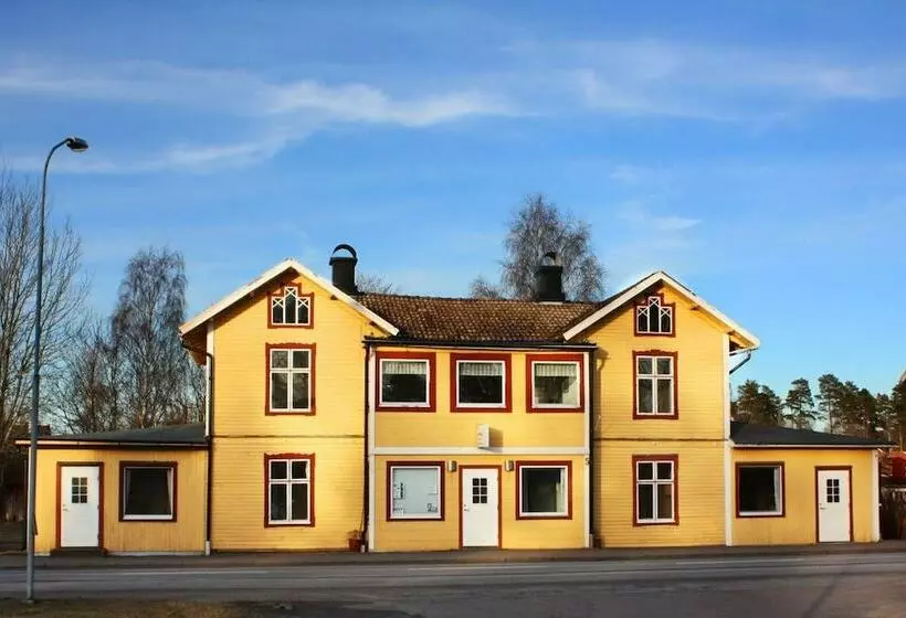 Målerås Vandrarhem B&b