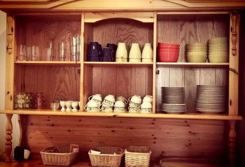 Målerås Vandrarhem B&b