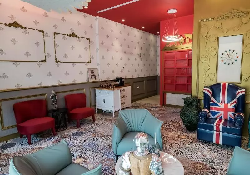 پانسیون Peach Blossom