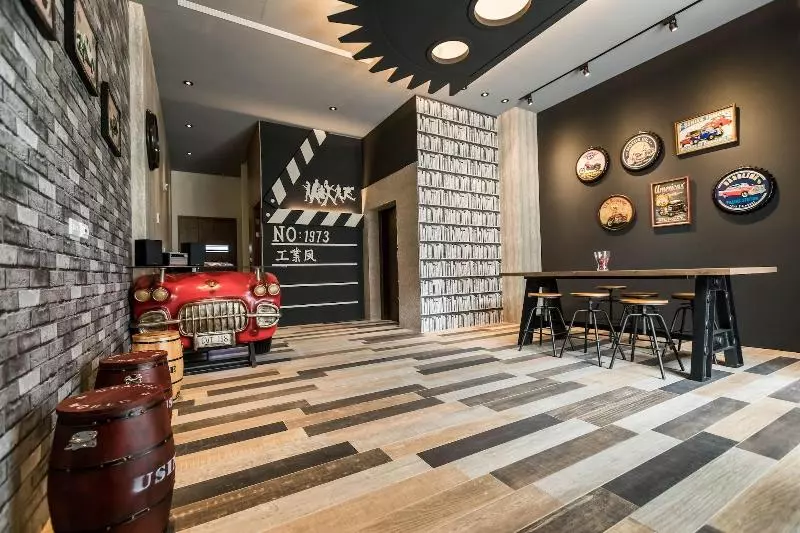 پانسیون Peach Blossom