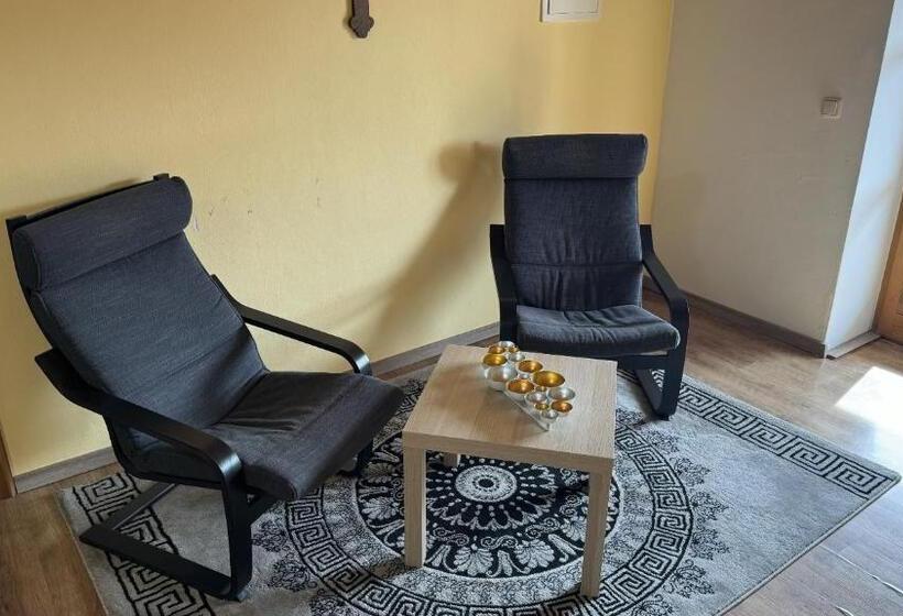 بنسيون Zum Zacherwirt