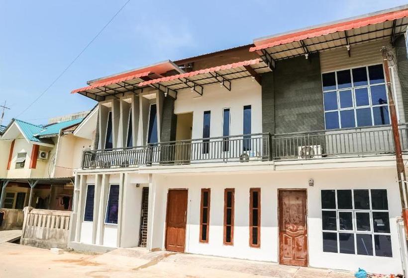 בית מלון כפרי Oyo 3377 Checkpoint Residence