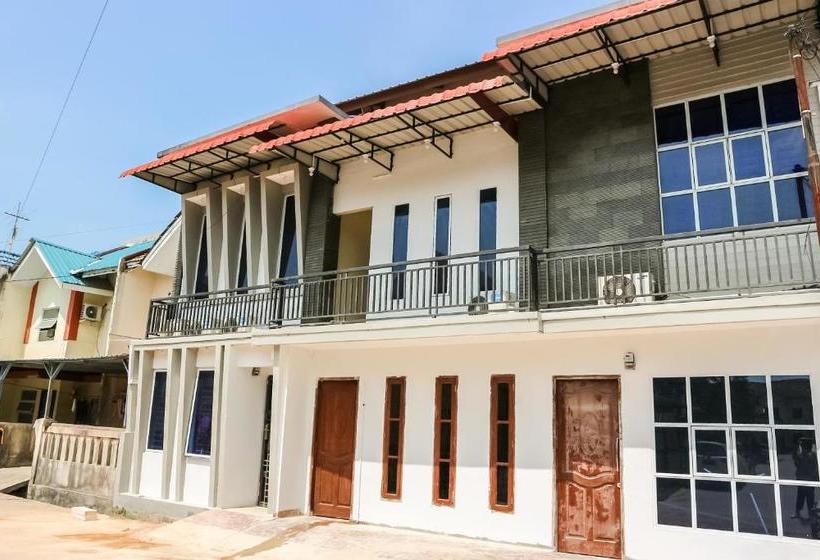 בית מלון כפרי Oyo 3377 Checkpoint Residence