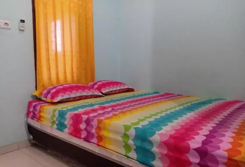 Hotelli Oyo 3516 Kinawa Family Homestay