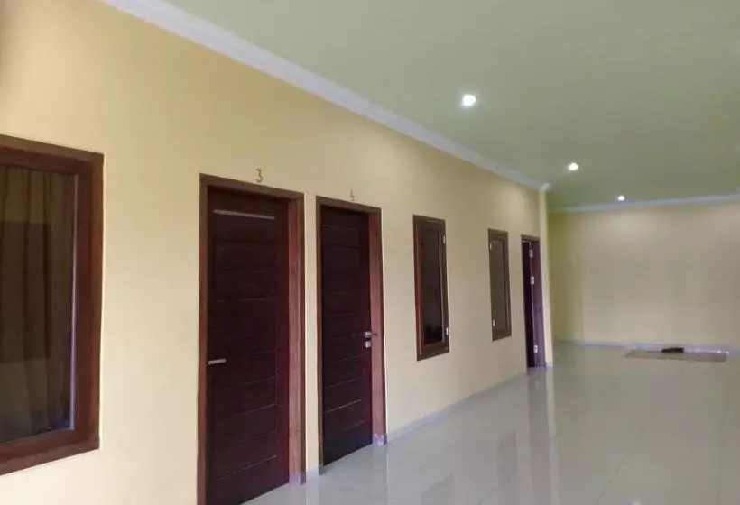 Hotelli Oyo 3516 Kinawa Family Homestay