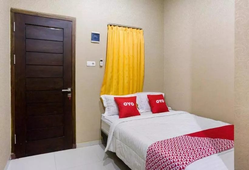 Hotelli Oyo 3516 Kinawa Family Homestay