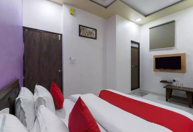 ホテル Oyo 71357  Pushpraj