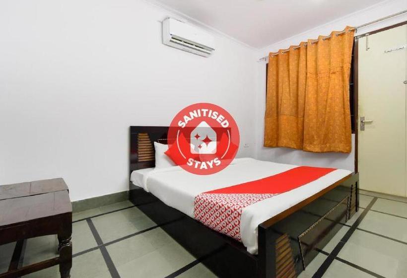 Hotel Oyo 72171 Sri Sakthi Lodge