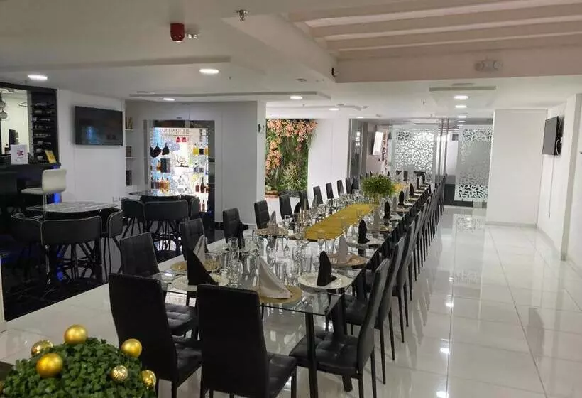 Hotelli Business Center