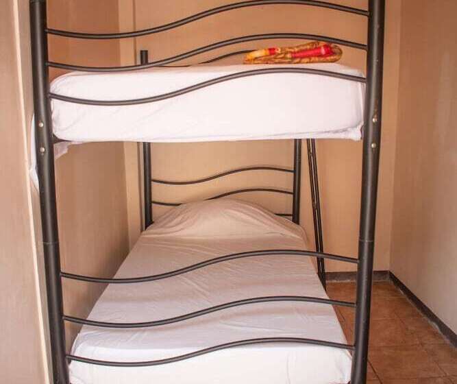 Отель Cabinas Bachelor