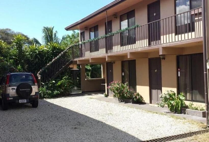 Отель Cabinas Bachelor