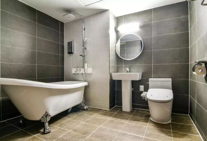 Hotelli Cheonan Cs Plaza