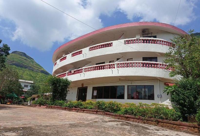 هتل Golden Resort