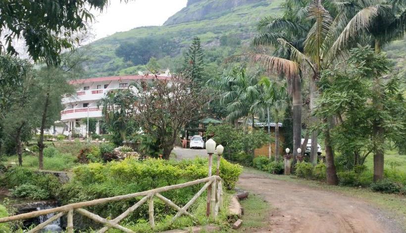 هتل Golden Resort