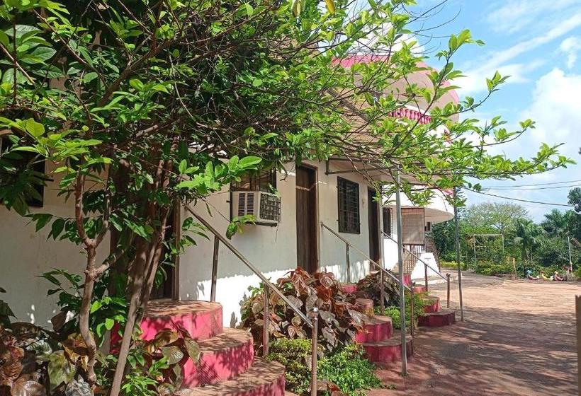 هتل Golden Resort