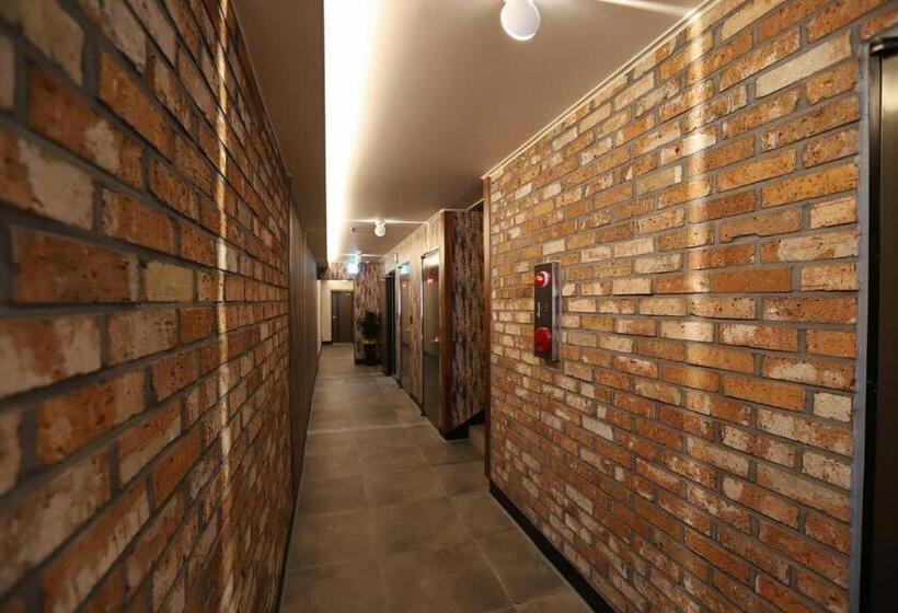 Hotel Kyungsung Yeogwan