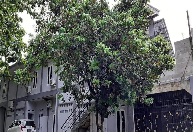 בית מלון כפרי Oyo 3353 Griya Difa