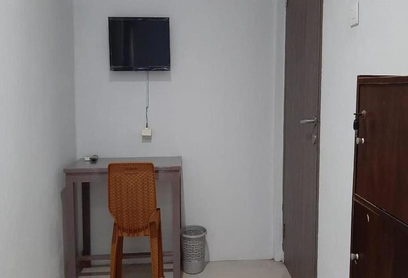 בית מלון כפרי Oyo 3353 Griya Difa