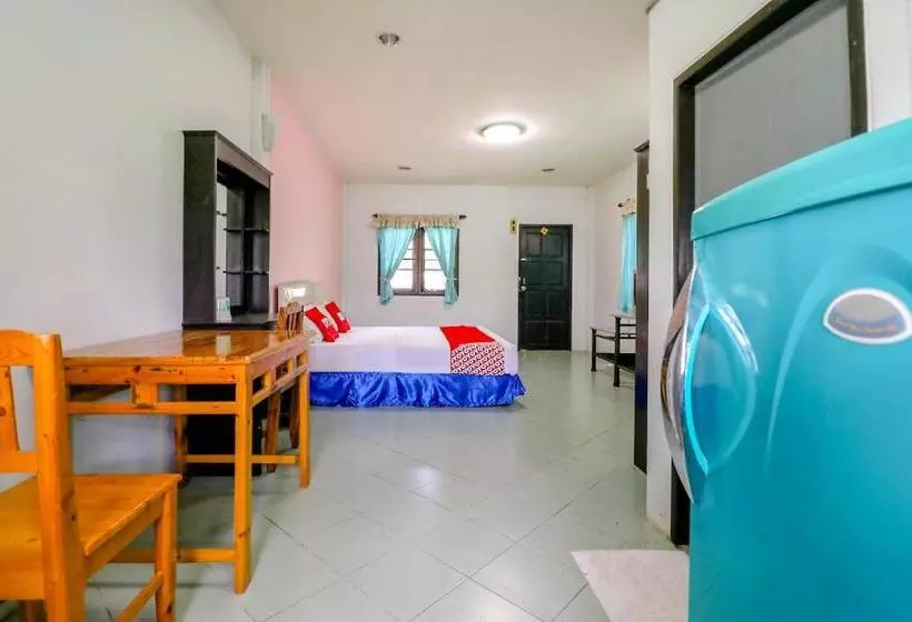 هتل Oyo 863 Davikarn Resort
