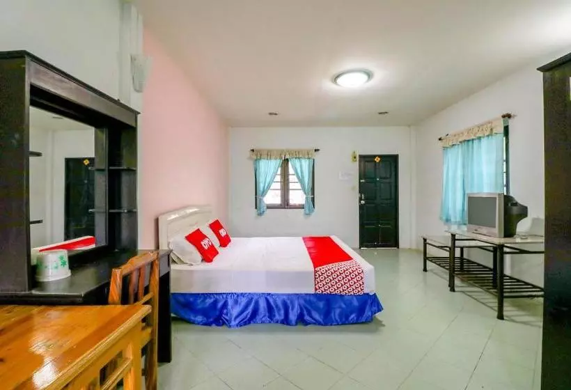 هتل Oyo 863 Davikarn Resort