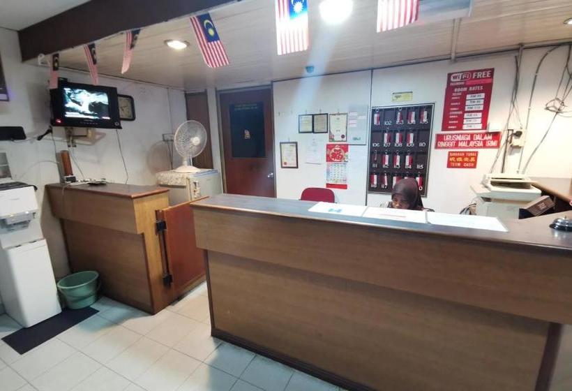 Hotelli Oyo 89817  Sura