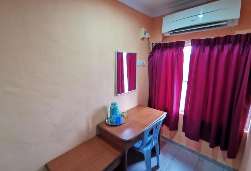 Hotelli Oyo 89817  Sura