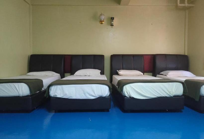 Hotel Oyo 90056  Usaha