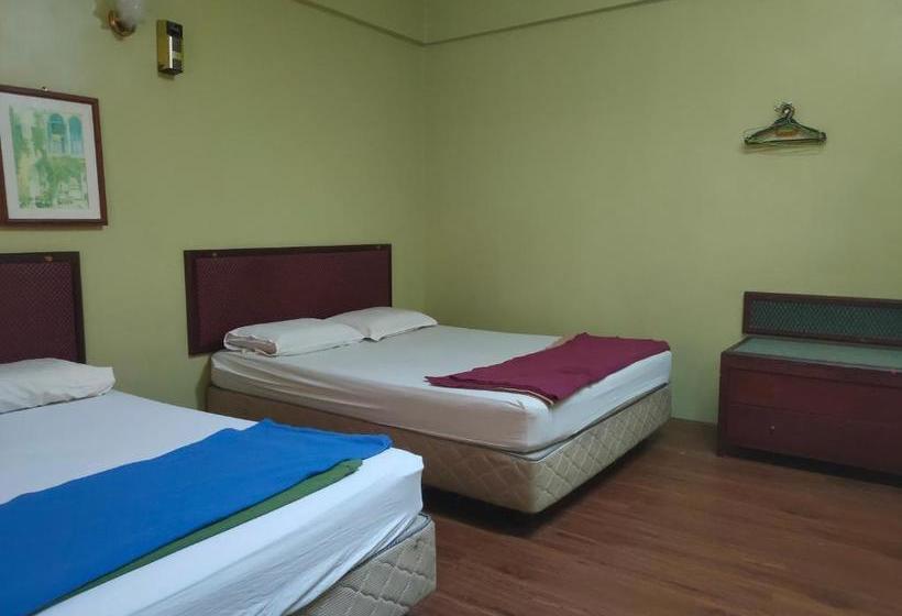 Hotel Oyo 90056  Usaha