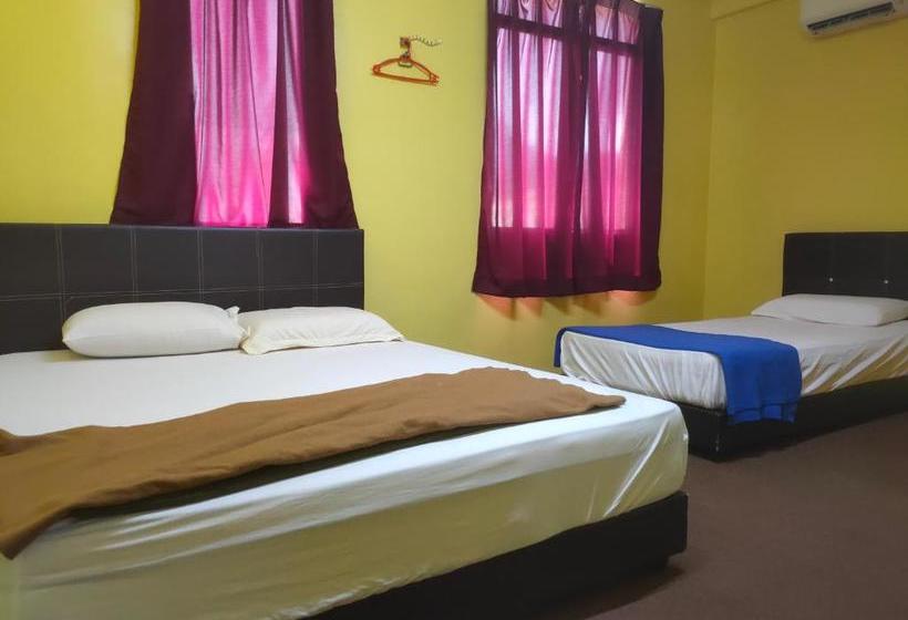 Hotel Oyo 90056  Usaha