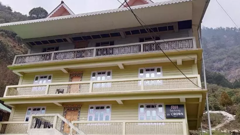 Hotelli Rufina Lachung De Crown