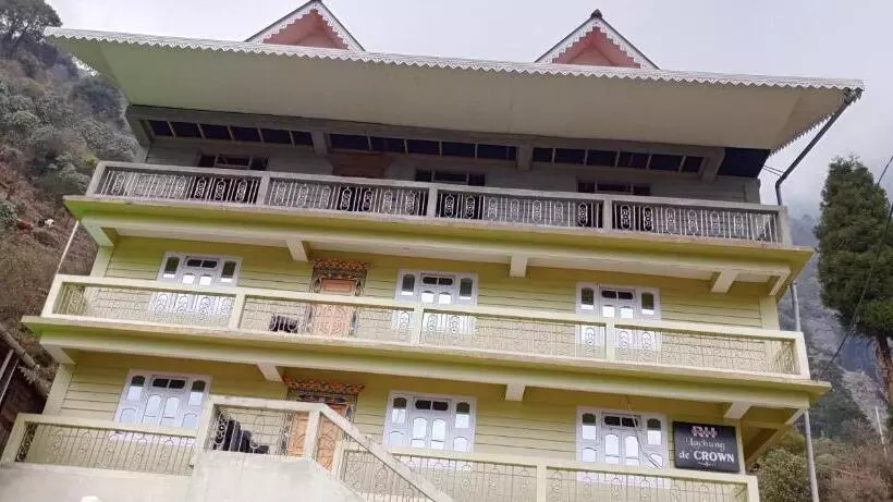 Hotelli Rufina Lachung De Crown