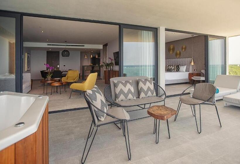 فندق The Fives Oceanfront