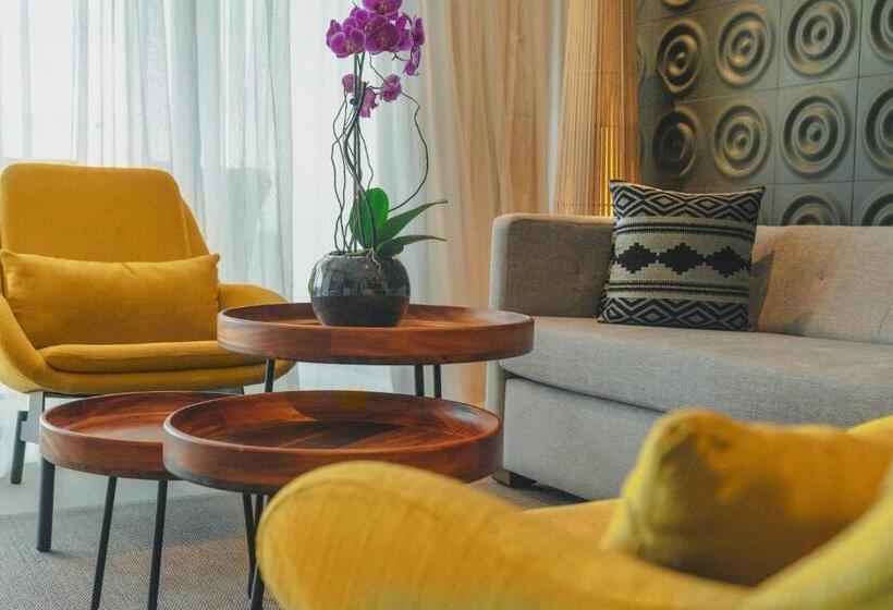 فندق The Fives Oceanfront