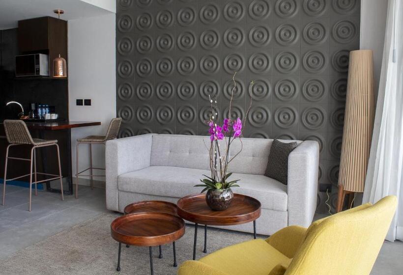 فندق The Fives Oceanfront