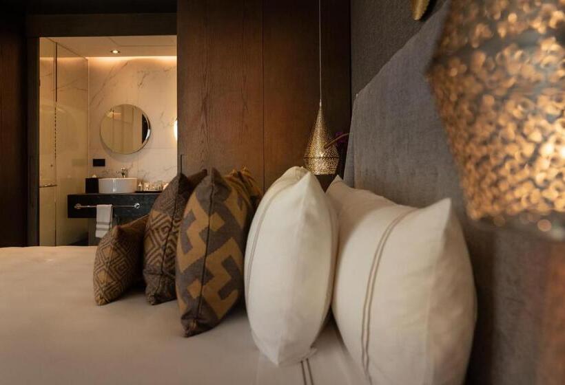 فندق The Fives Oceanfront